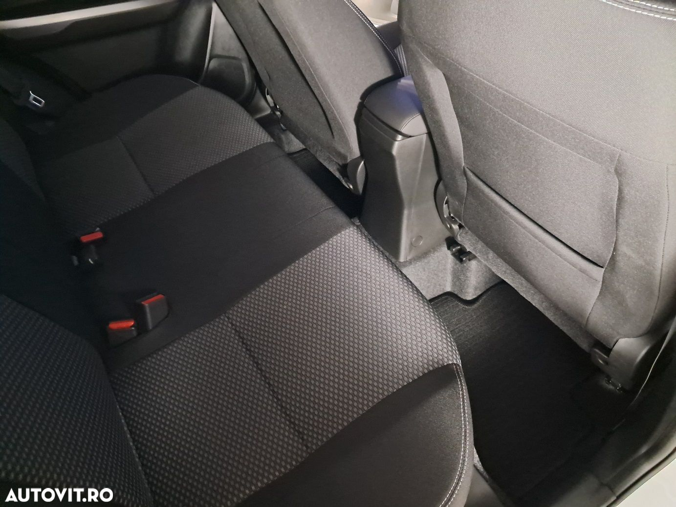 Suzuki Vitara - 19