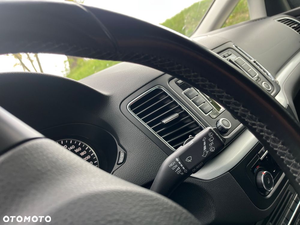 Volkswagen Sharan 2.0 TDI DSG BlueMotion Technology Comfortline - 36