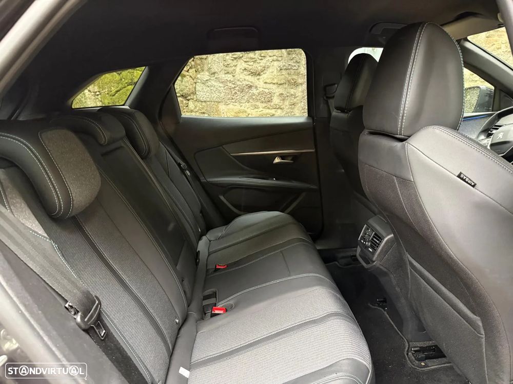 Peugeot 3008 1.6 Hybrid Allure Pack e-EAT8 - 5