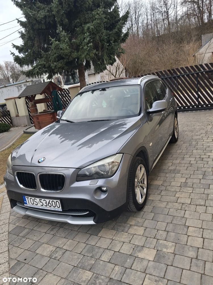 BMW X1 xDrive18d xLine - 12