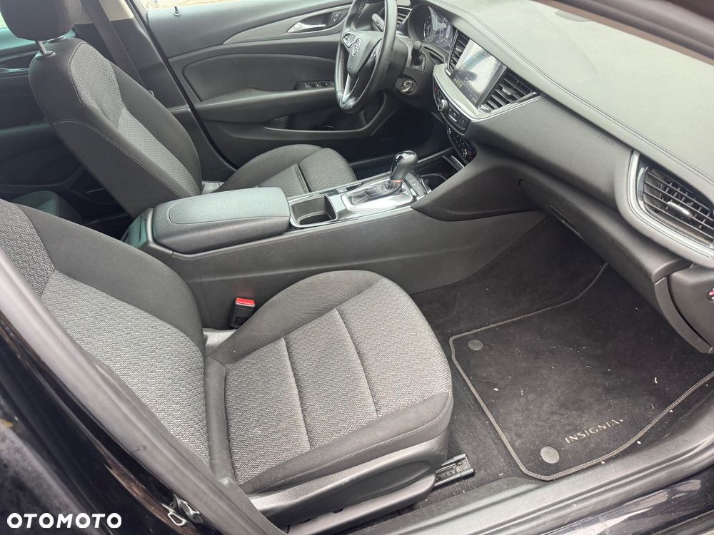Opel Insignia - 21