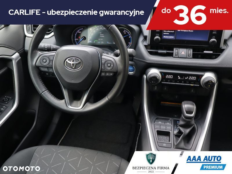 Toyota RAV4 - 8