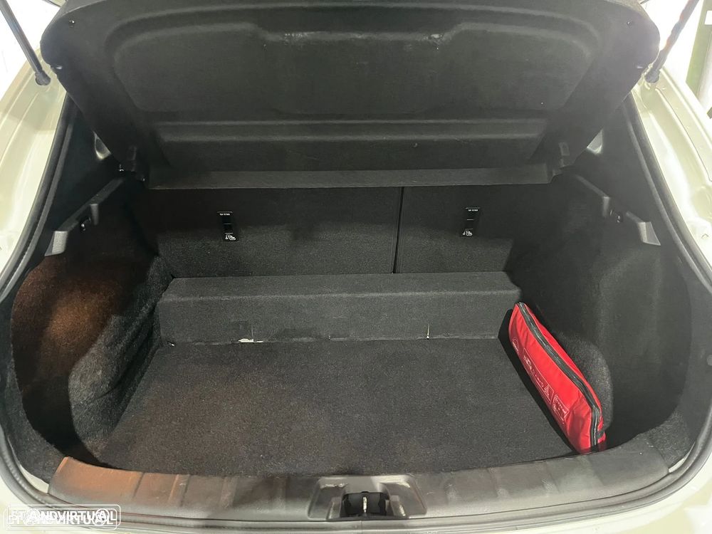 Nissan Qashqai 1.5 dCi Acenta C/Barras de Tejadilho - 20
