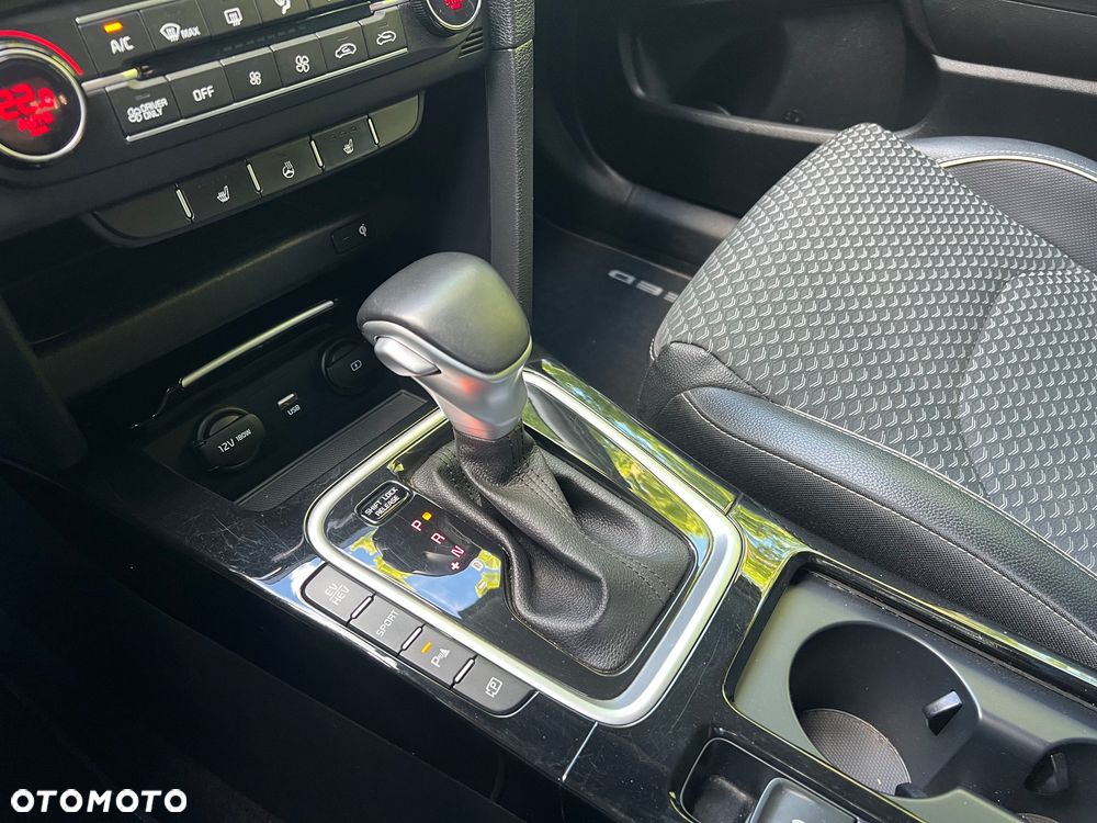 Kia Ceed 1.6 GDI DCT OPF Platinum Edition - 13