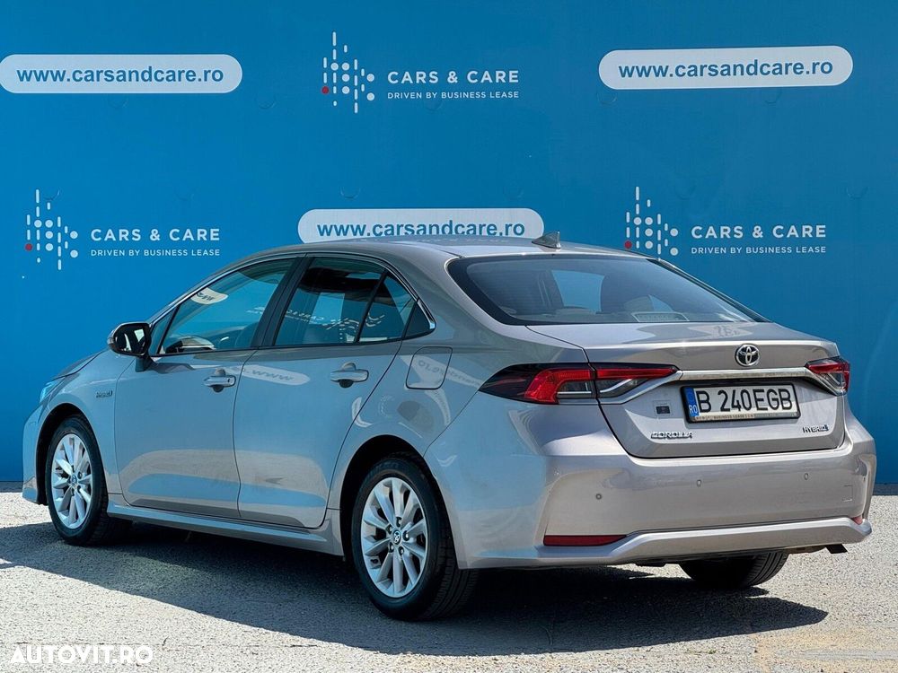 Toyota Corolla - 4