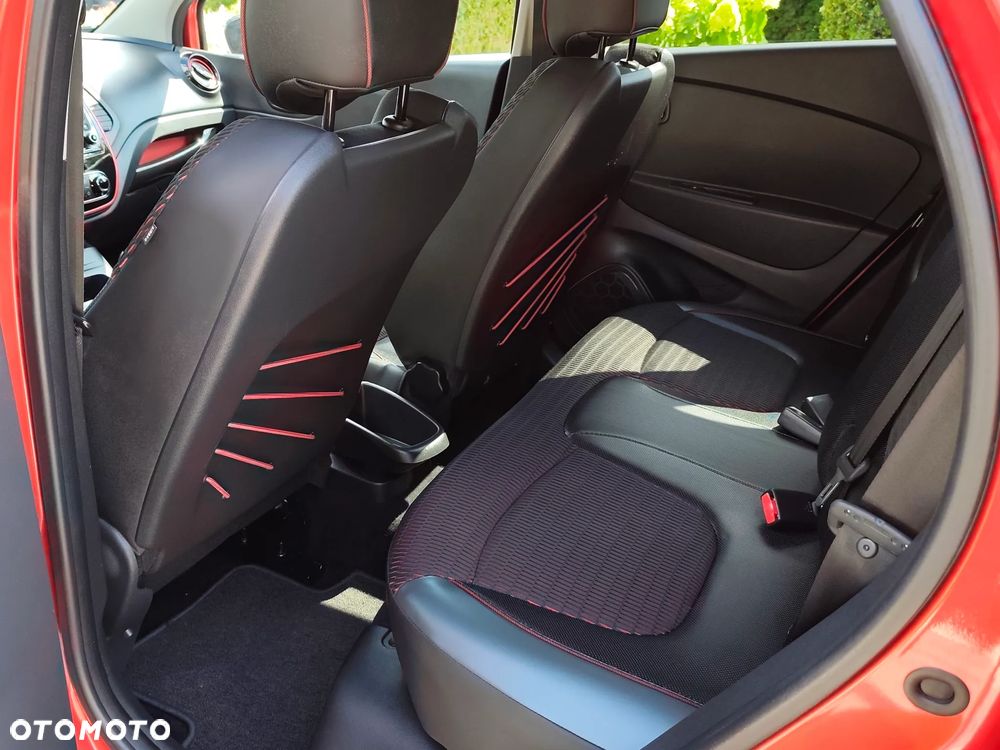 Renault Captur ENERGY dCi 110 Intens - 24