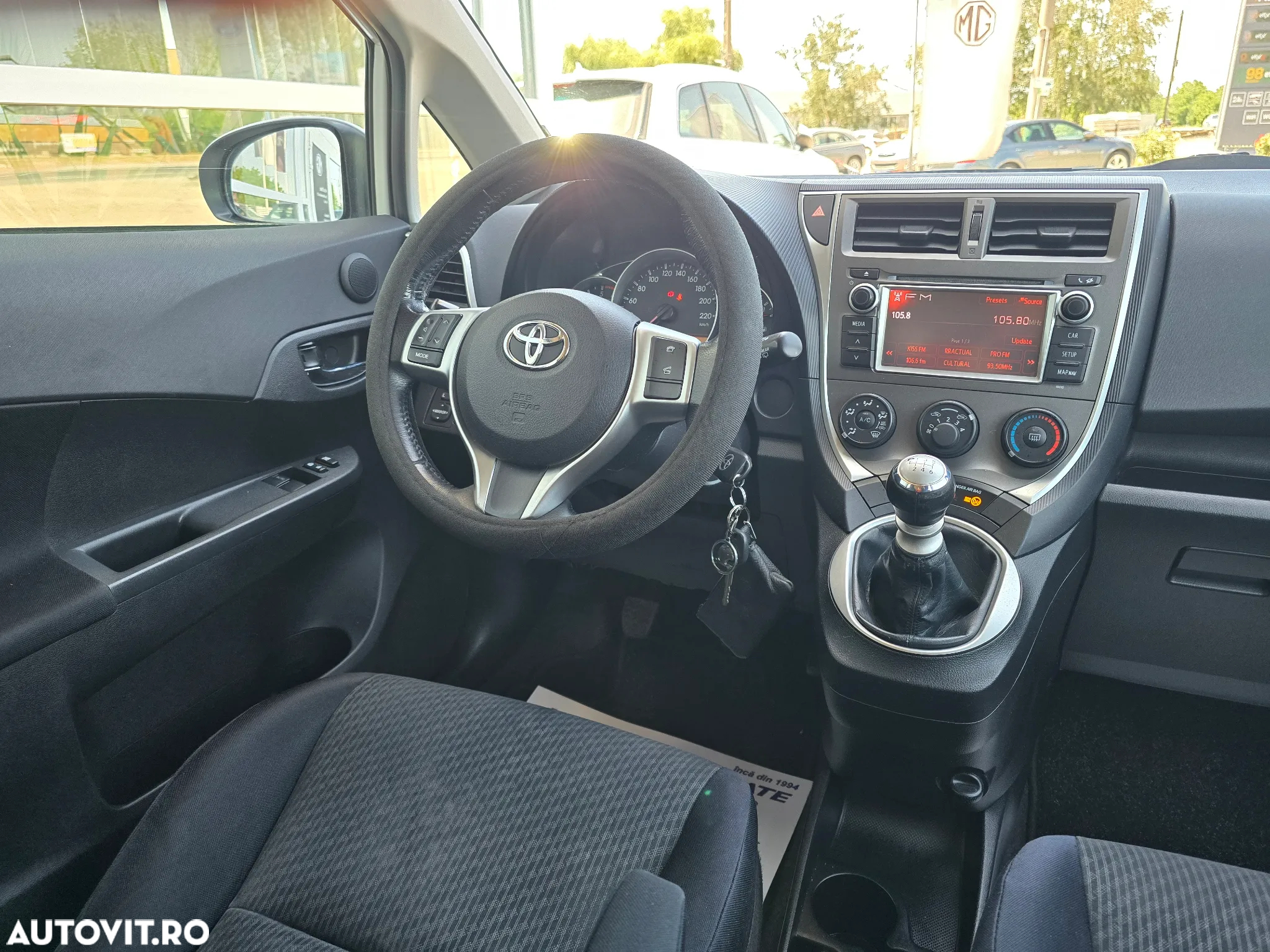 Toyota Verso S 1.4 D-4D - 19