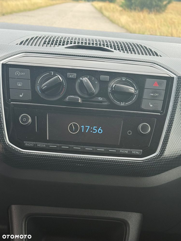 Volkswagen up! (BlueMotion Technology) move - 14