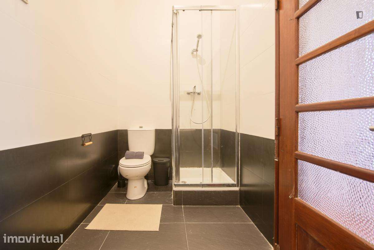 Quarto - localizado em Estrela Lisbon - Grande imagem: 2/41
