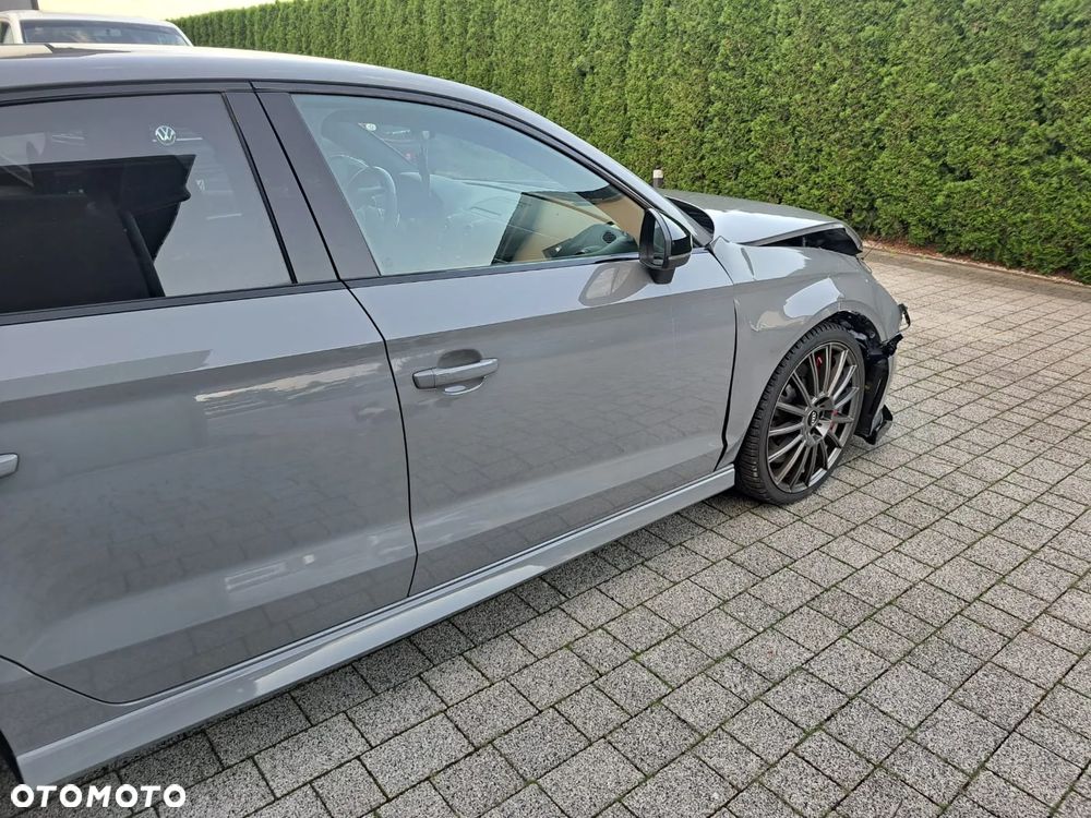 Audi RS3 Limousine TFSI quattro S tronic - 9