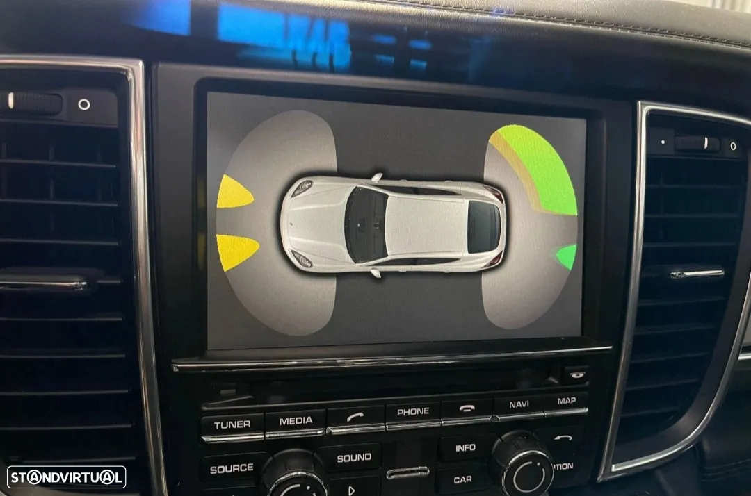 Porsche Panamera Platinum Edition - 25