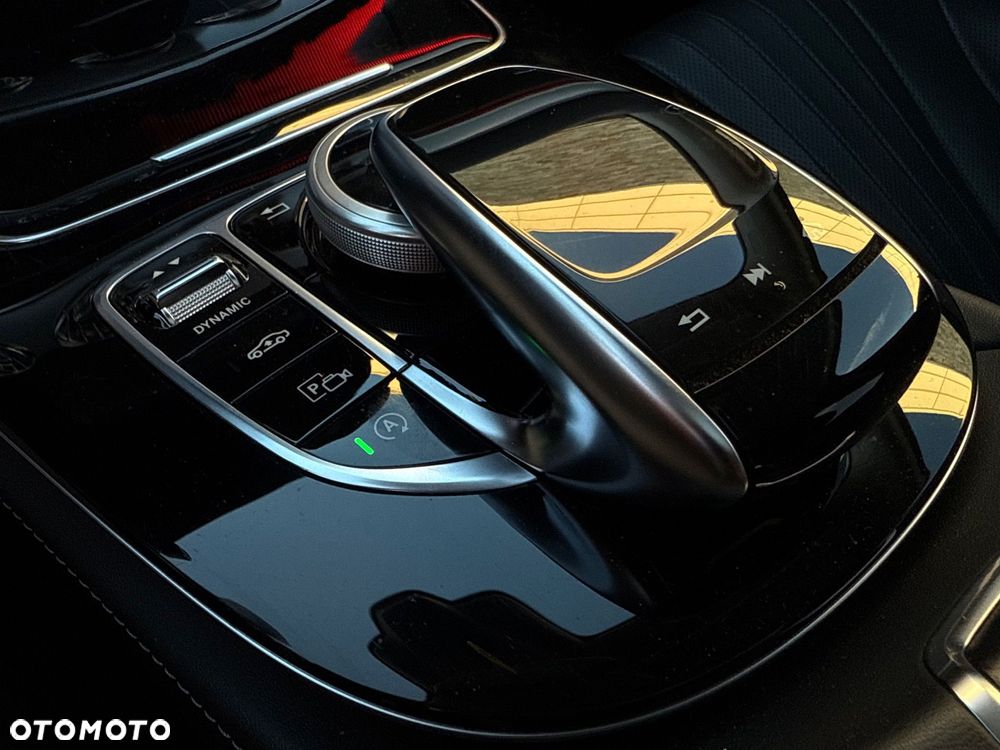 Mercedes-Benz CLS 400 d 4-Matic 9G-TRONIC - 27