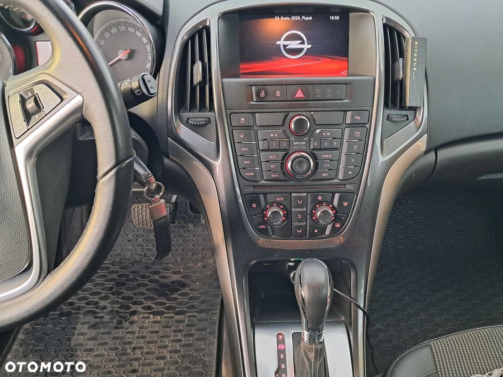 Opel Astra 1.4 T Cosmo - 9