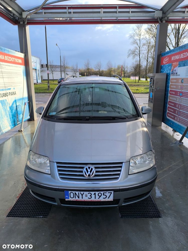Volkswagen Sharan 1.9 TDI Comfortline - 2