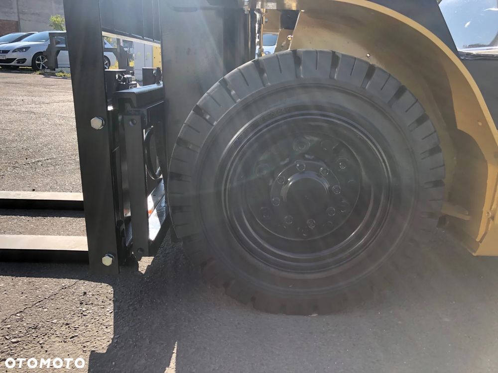 Caterpillar GP25N - 23