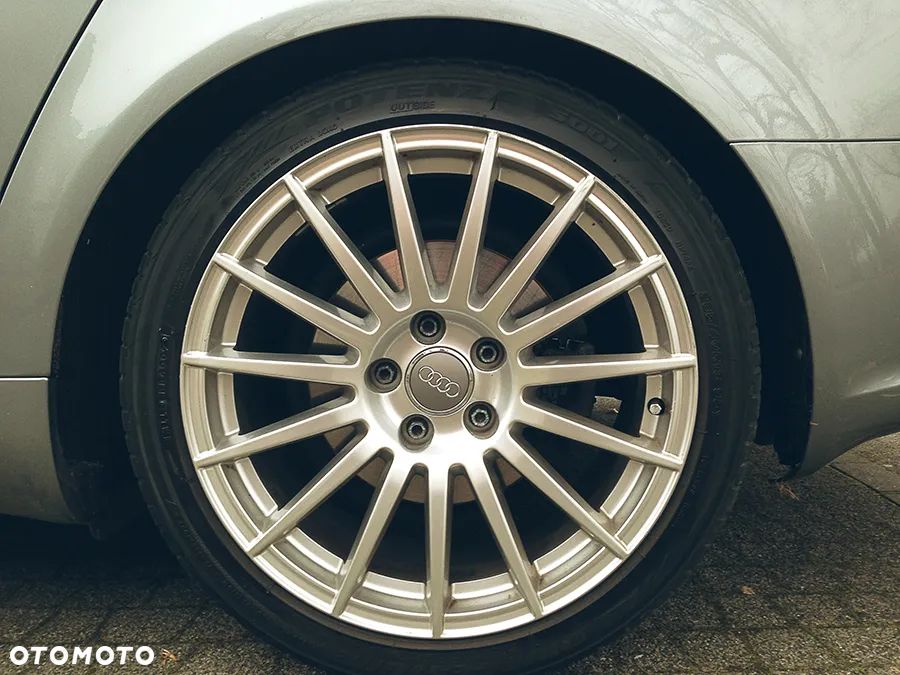 Audi A4 Avant - 22