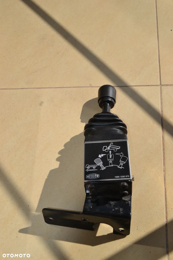 STEROWANIE MEILLER 1000 1232 073 WYWROTKI KIPRA STEROWNIK JOYSTICK PNEUMATYCZNY ORYGINALNY