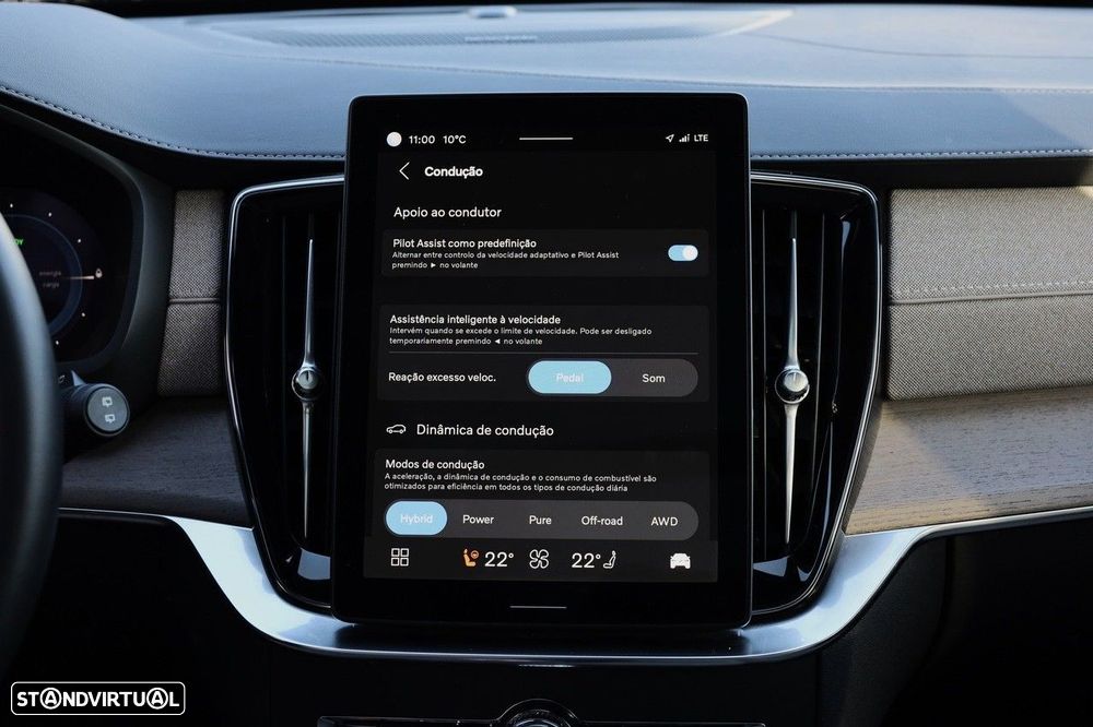 Volvo XC 90 2.0 T8 PHEV Plus Dark AWD - 40