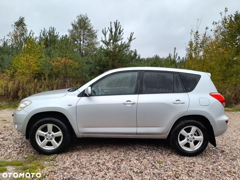 Toyota RAV4 2.0 VVT-i Sol - 19