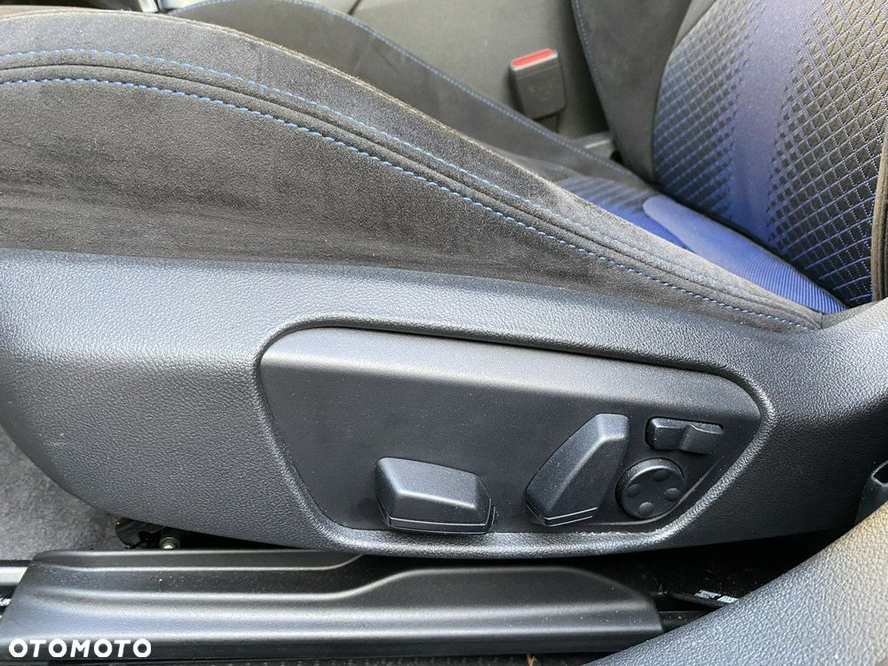BMW Seria 2 - 19
