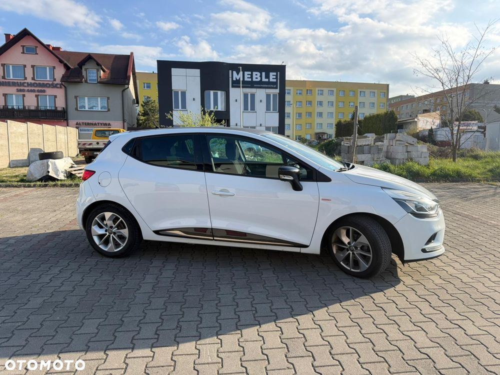 Renault Clio 1.2 16V Limited - 14