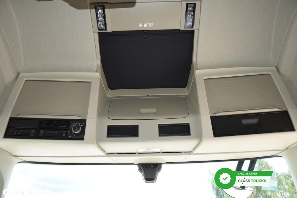 Volvo FH 460 Globetrotter XL Mega i-Save - 15
