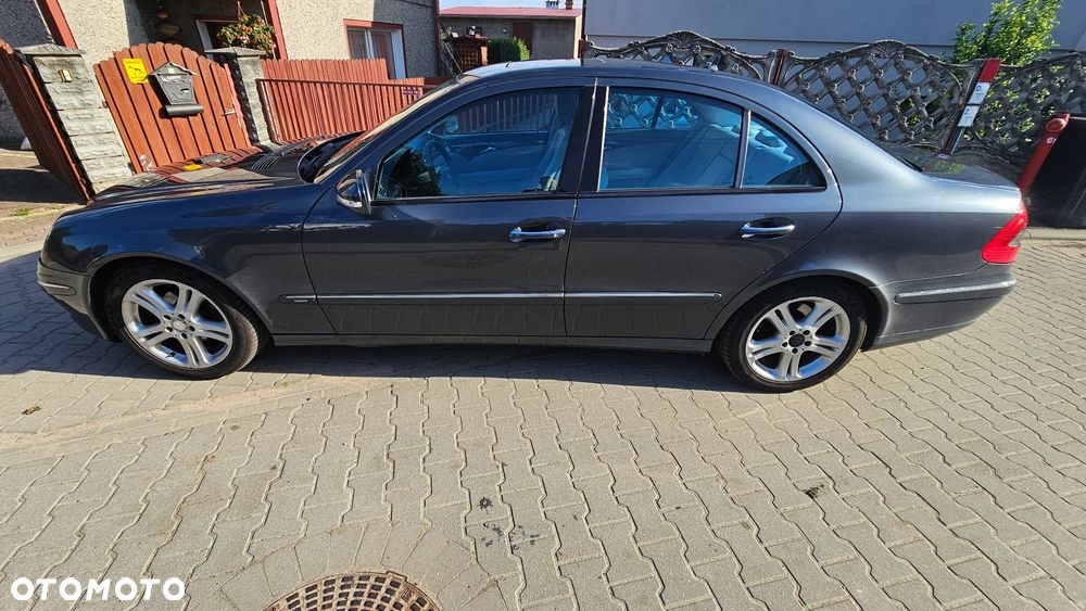 Mercedes-Benz Klasa E - 1