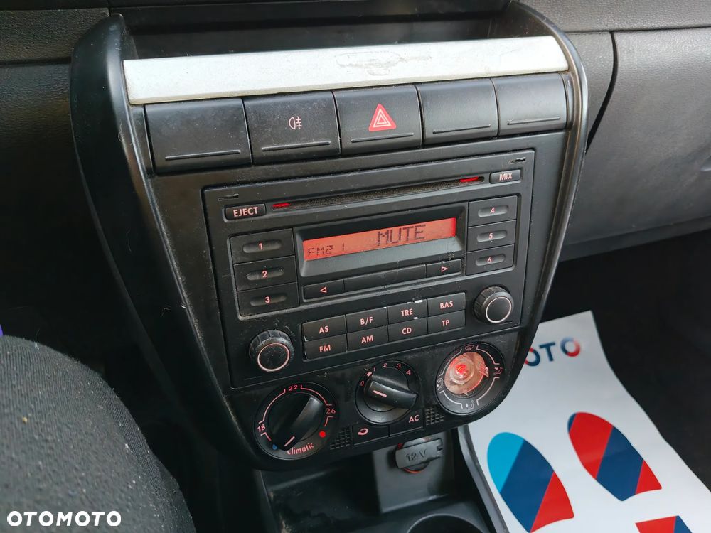 Volkswagen Fox 1.2 Fresh - 22