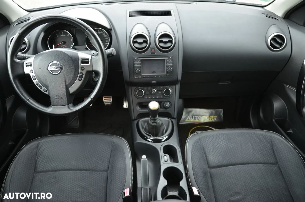 Nissan Qashqai 1.6 DCI TEKNA+ - 11