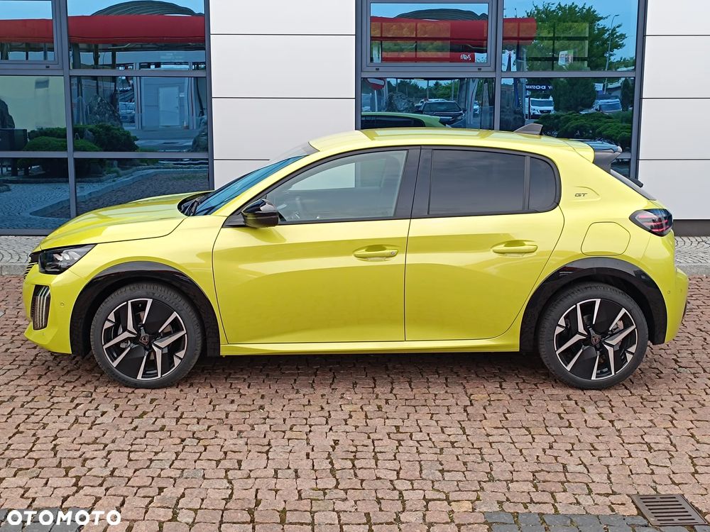 Peugeot 208 - 25