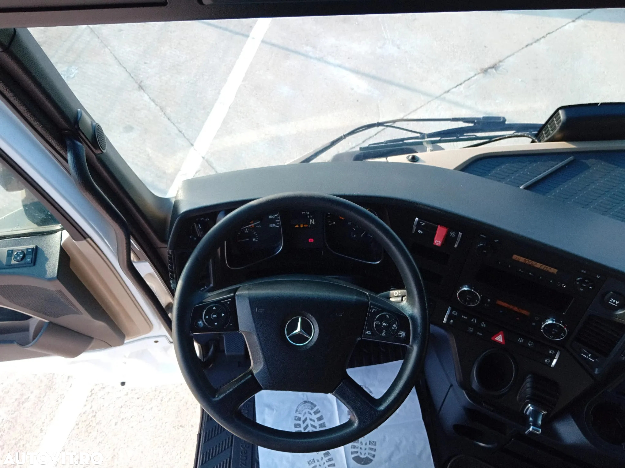 Mercedes-Benz Actros 1845 LS, FULL ADR+PTO, STANDKLIMA, TOP !!! - 22