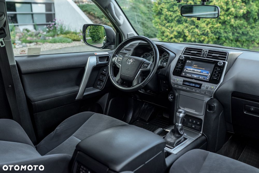 Toyota Land Cruiser LC 2.8 D-4D Prado - 33