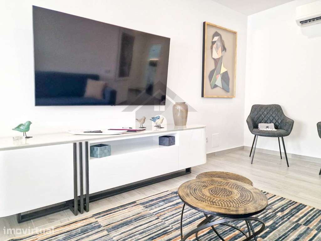 Apartamento T1 para Venda na Praia da Rocha - Portimão - Grande imagem: 5/18