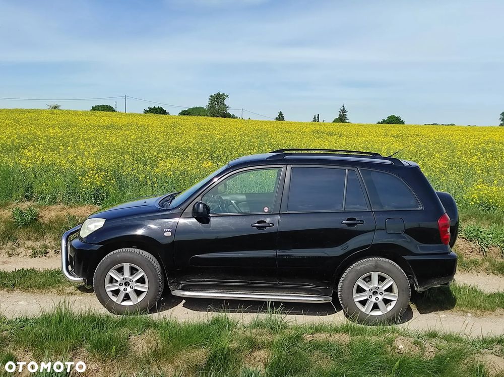 Toyota RAV4 2.0 VVT-i 4x4 - 12
