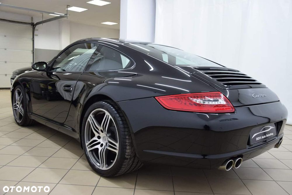 Porsche 911 Carrera Tiptronic S - 1