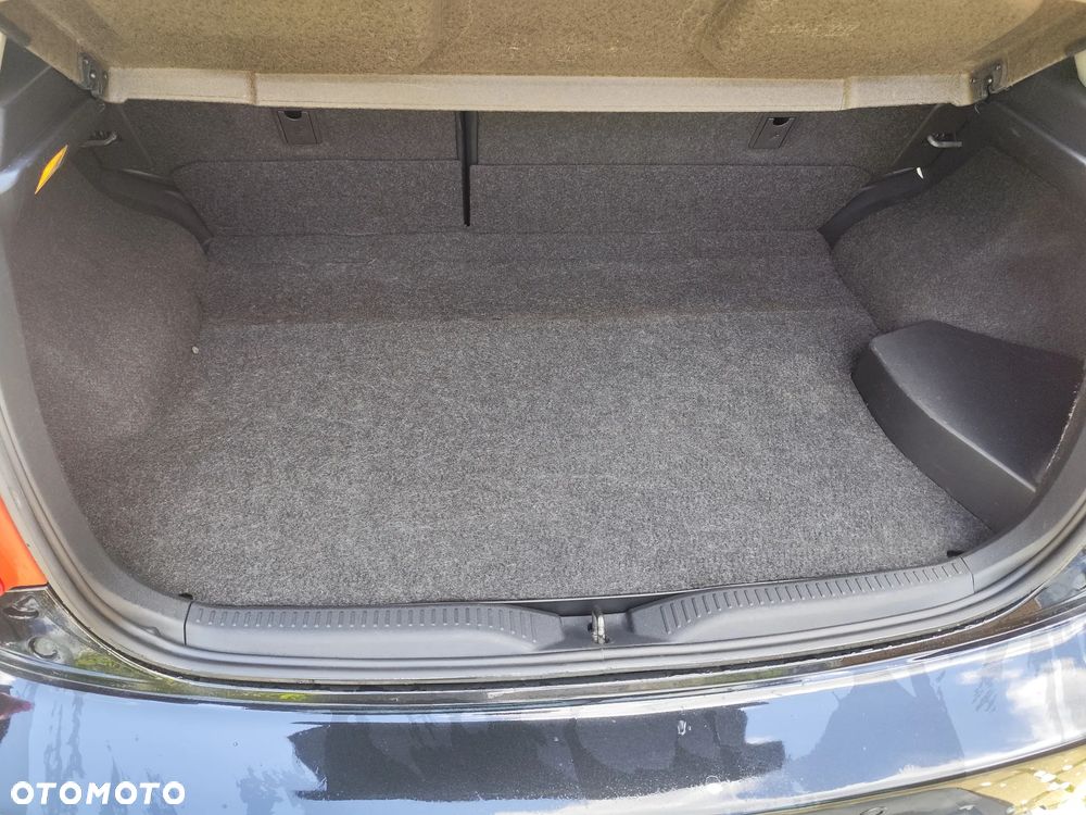 Toyota Auris - 25