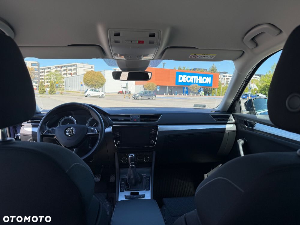 Skoda Superb 1.5 TSI ACT Ambition - 16