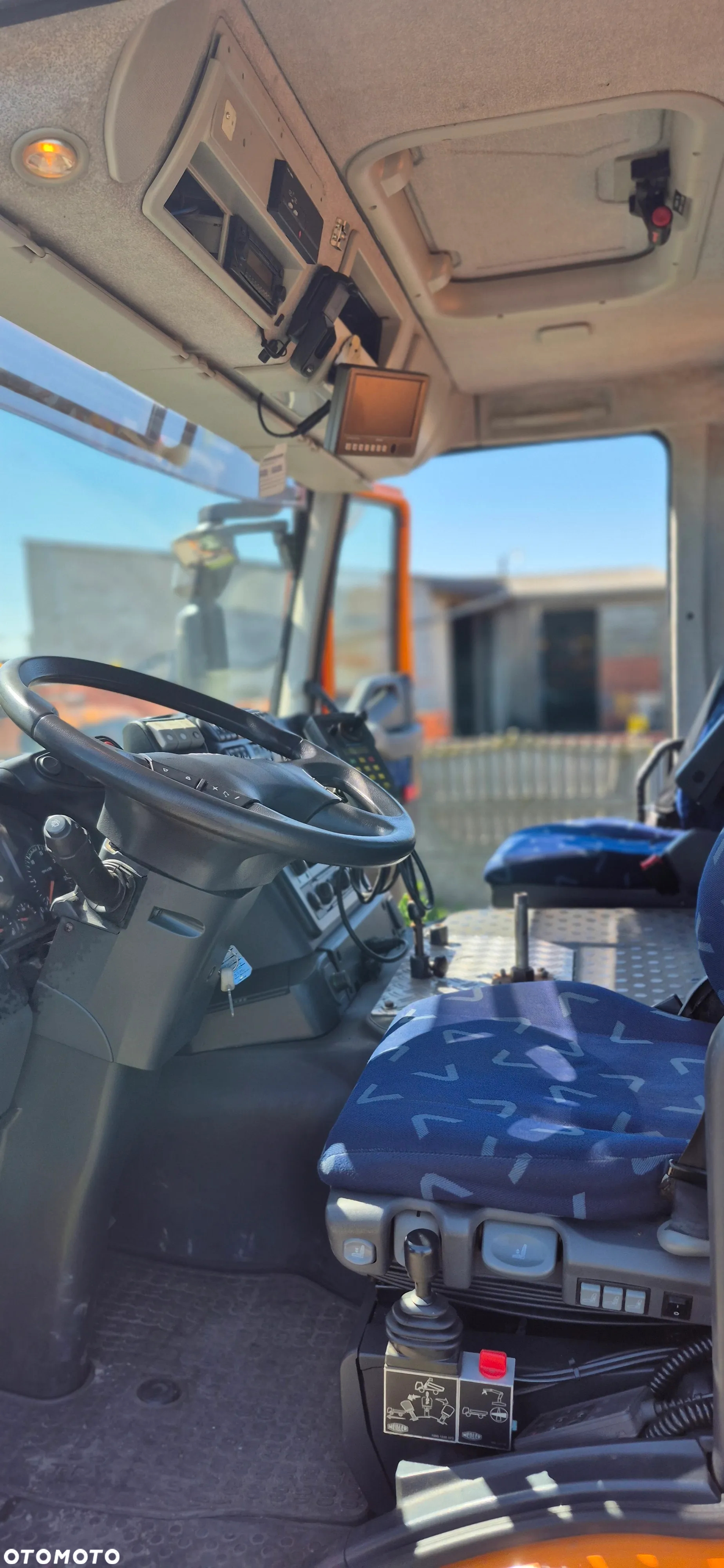 Iveco TRAKKER 410  6x4 na przednie koła blokada mostów - 11
