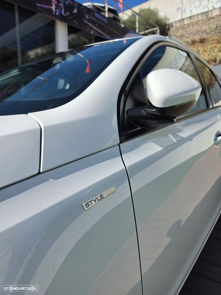 Peugeot 308 SW 1.5 BlueHDi Style - 9