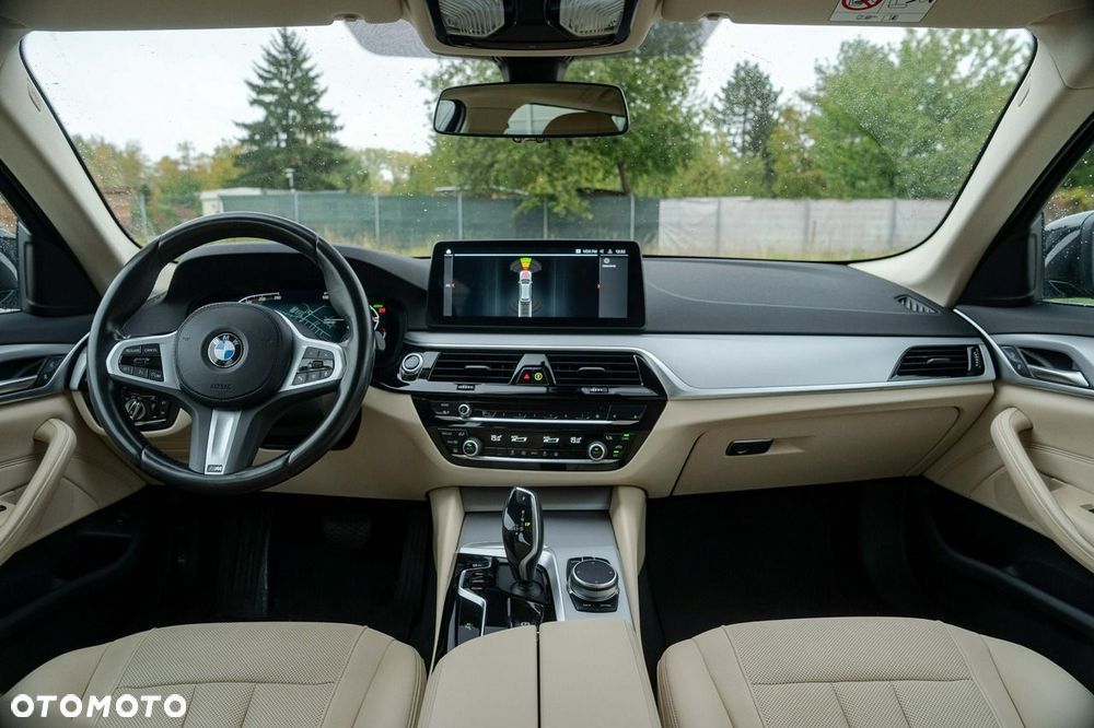 BMW Seria 5 518d Business Edition - 19