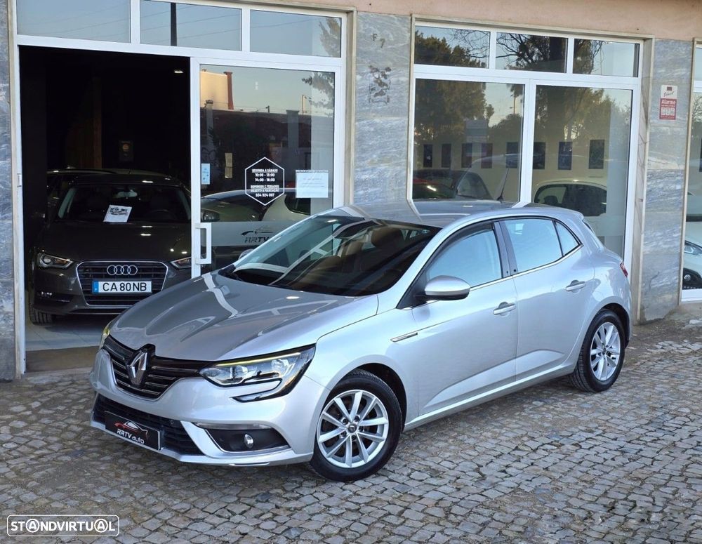 Renault Mégane 1.5 dCi Intens - 1