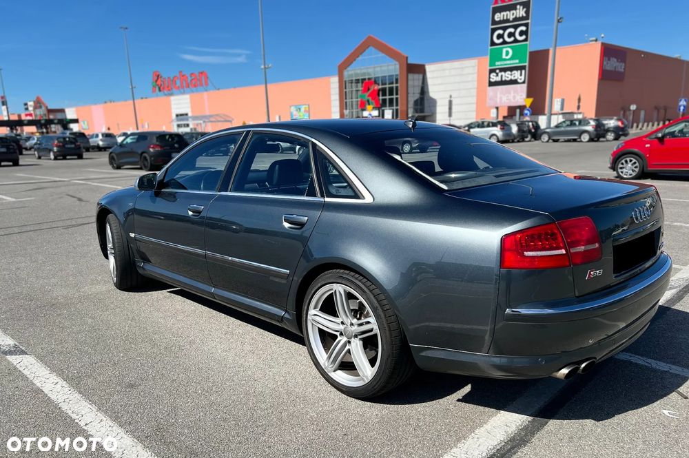 Audi S8 5.2 FSI Quattro - 3