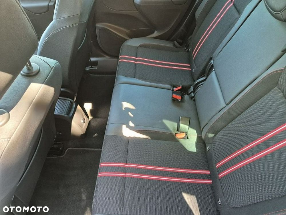 Opel Crossland X - 22