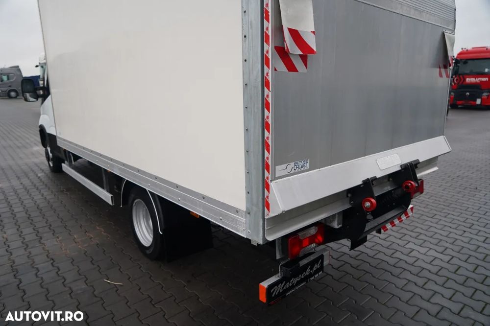 Iveco DAILY 35-160 / 4.3 M CONTAINER / DHOLLANDIA LIFT / TWIN GVWR: 3500 KG / 2021 - 11
