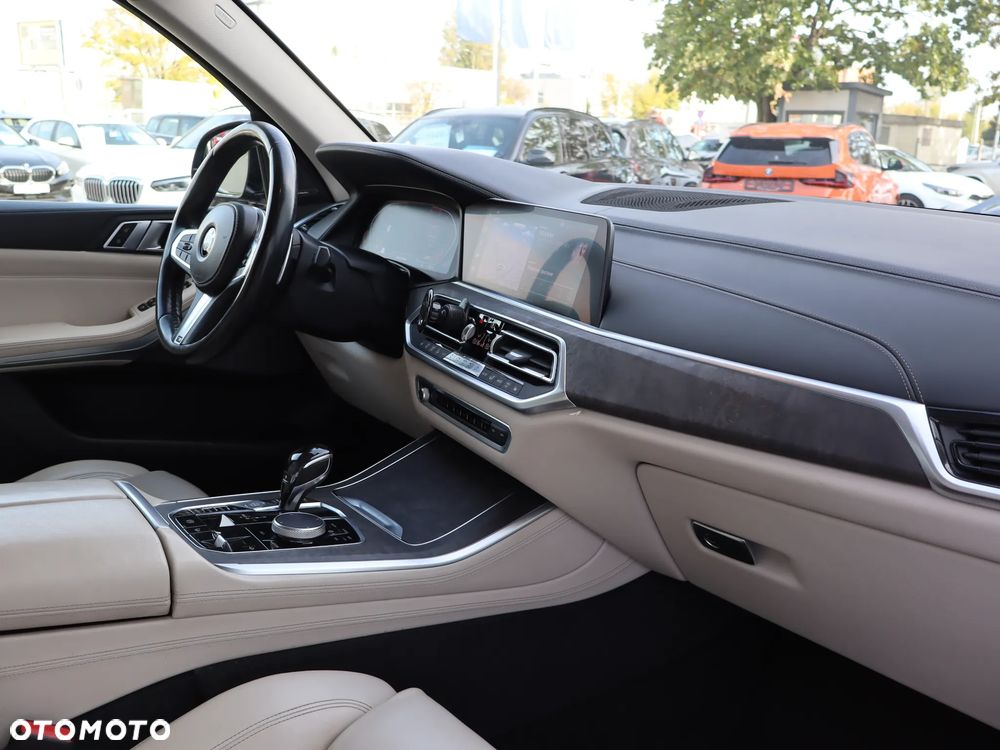 BMW X5 xDrive30d - 14