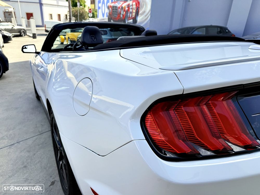 Ford Mustang 2.3i EcoBoost Aut. - 45