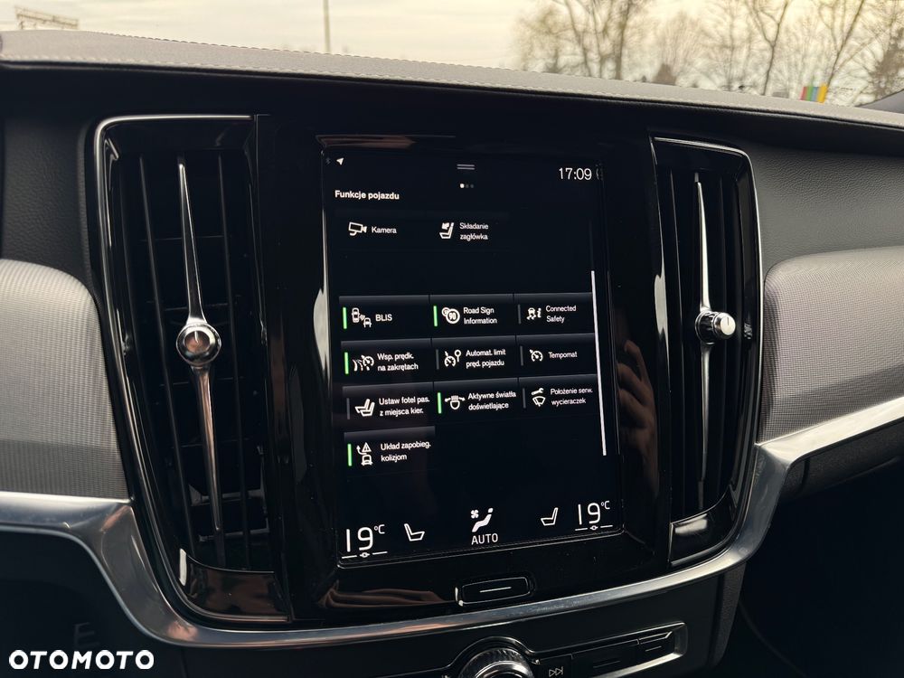 Volvo V90 T8 Twin Engine AWD Inscription - 19