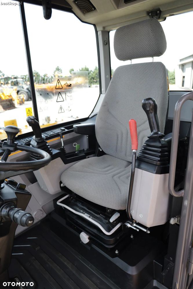 Volvo EW60E - 25