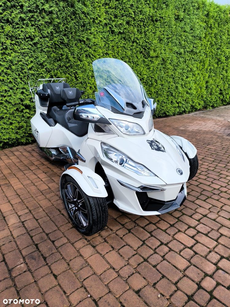 Can-Am Spyder - 2