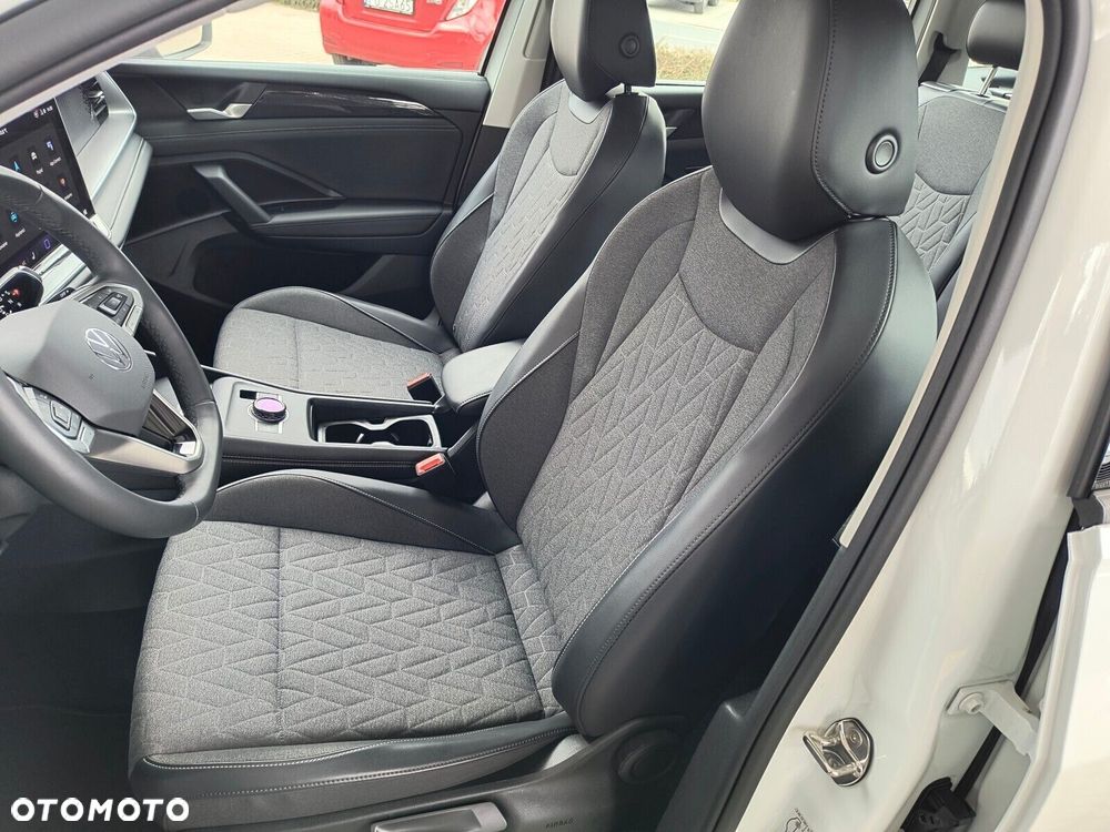 Volkswagen Tayron - 12